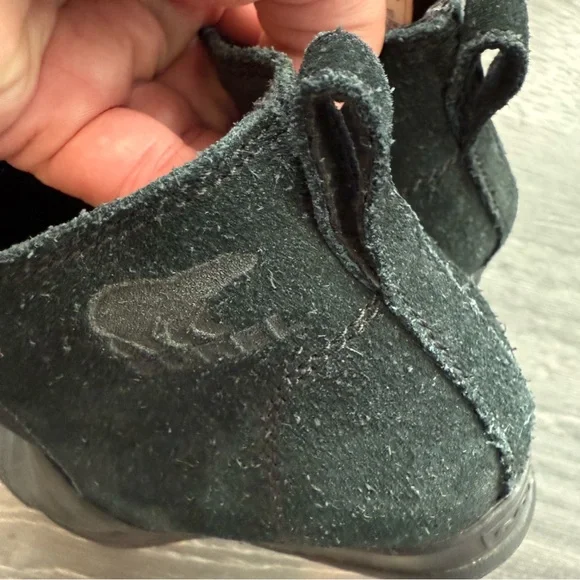 SOREL Evie Chelsea Ankle Boots Waterproof Leather Pull On Black Women's Size 7.5 - Picture 6 of 9